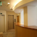 あきおか形成外科